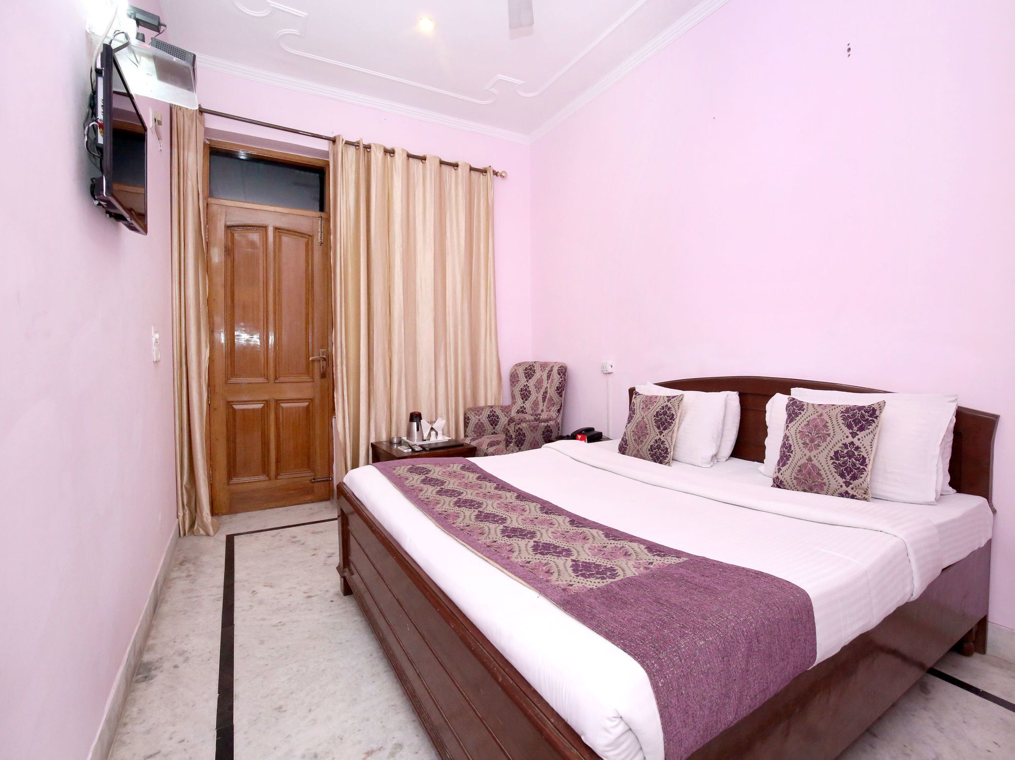 Oyo 6463 Hotel Dove Chandīgarh Exterior foto